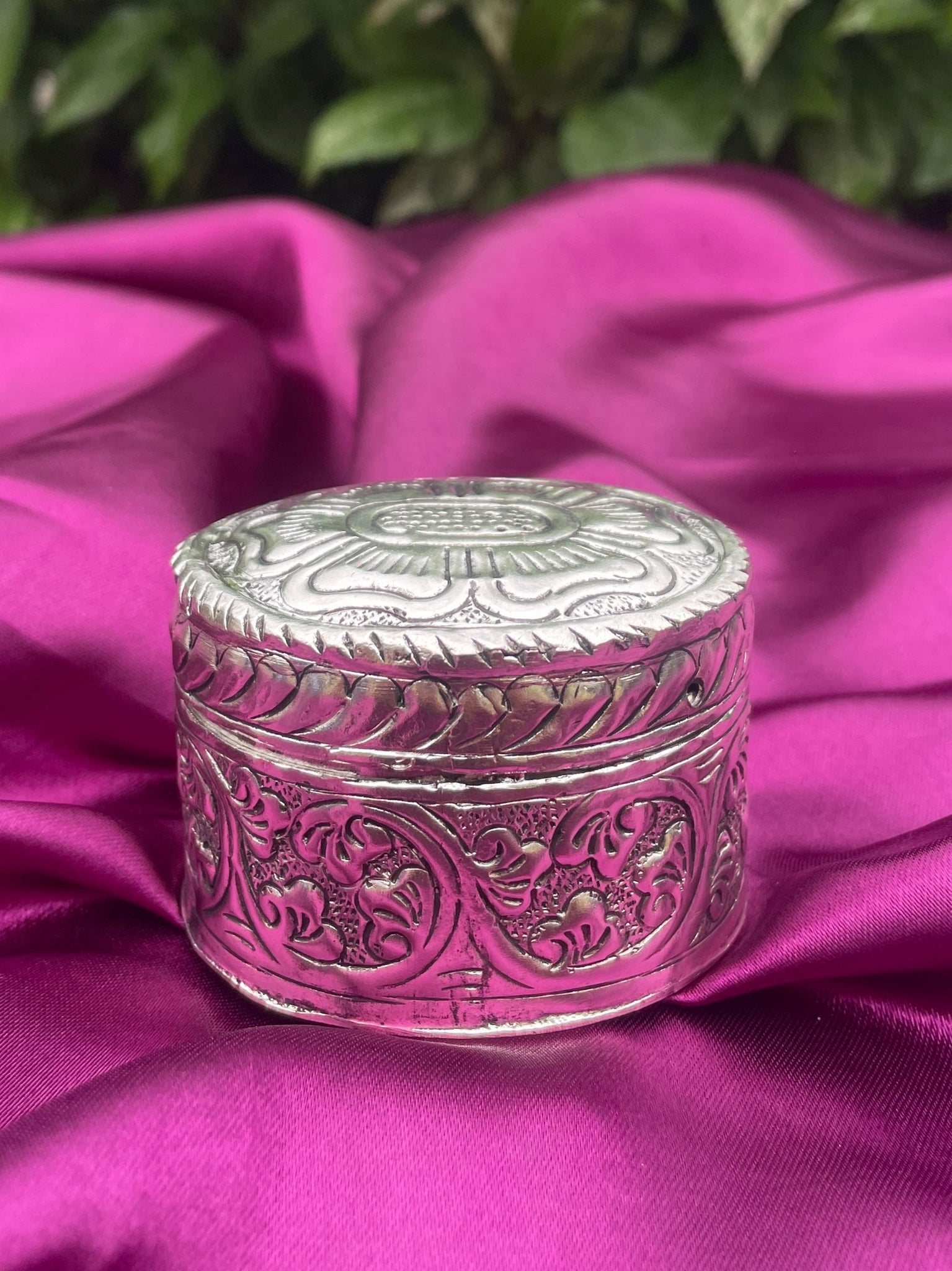 Oval Floral Design Box