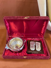 Charan with Urli Set