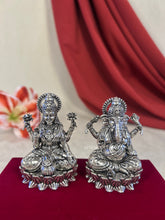 Ganesh Laxmi on Kamal