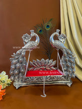 Peacock Lotus Jhula