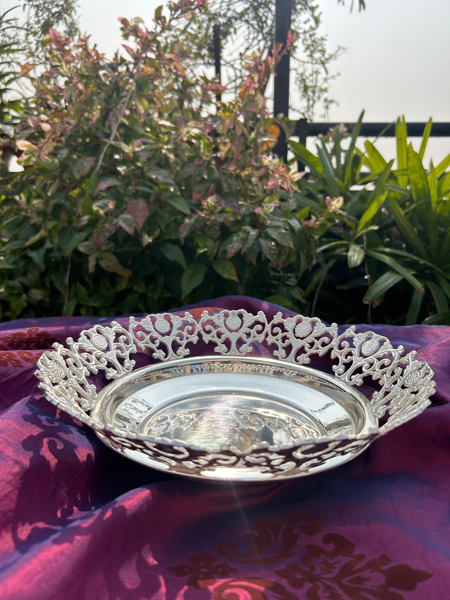 Charger Bowl with Royal Border