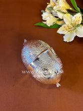 Flower Design Nariyal