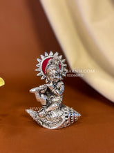 Baal Krishna on Shankh