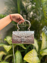 Baghban clutch
