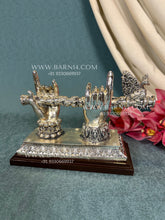 Pure Silver Radha Krishna Basuri Stand