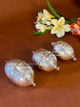 Flower Design Nariyal