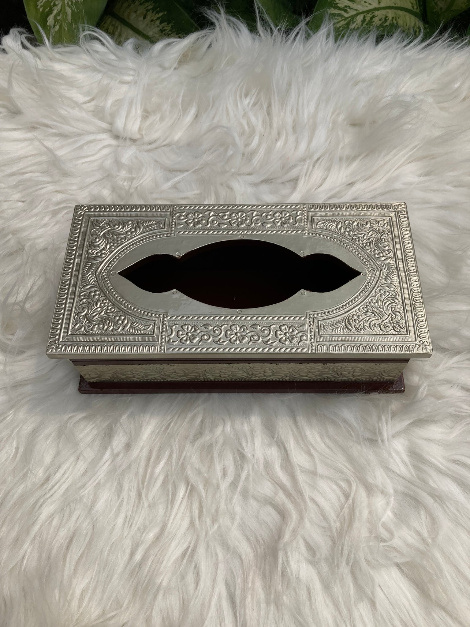 Silver Sheet Tissue Box