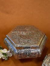 Hexagon Dry Fruit Box