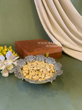 Bloom Round Platter
