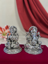 Ganesh Laxmi on Pata
