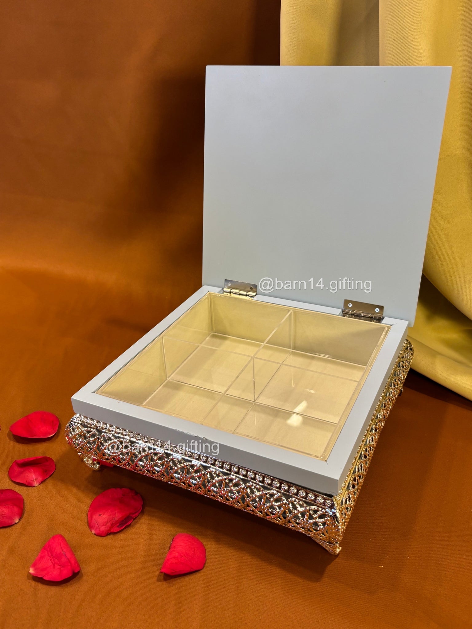 Enamel Classic Square Dry Fruit Box