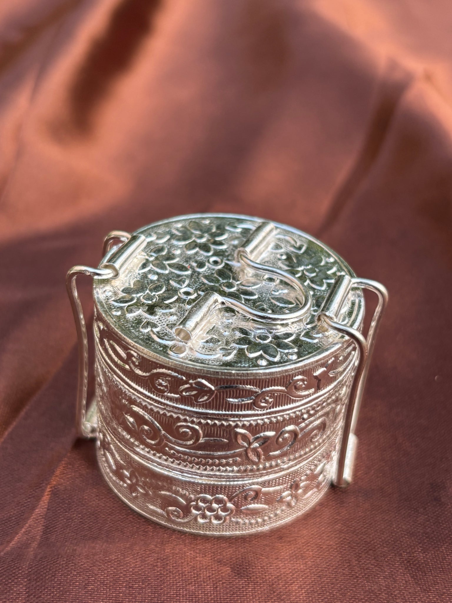 Ginni Tiffin Box