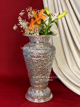 Sunehri Flower Vase