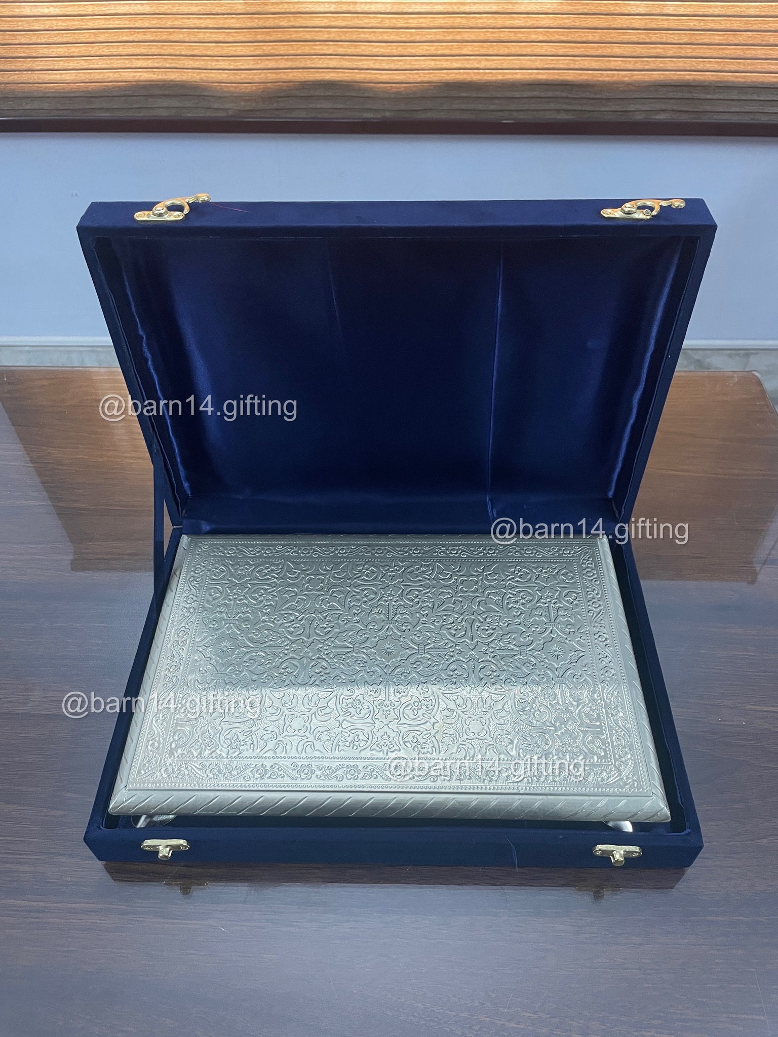 Rectangle Chowki with Box