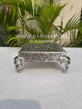 Elephant Trunk Small Chowki