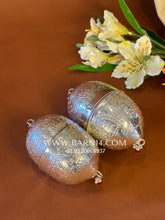 Flower Design Nariyal