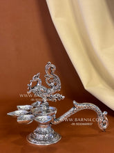 Five Wick Peacock Handle Diya