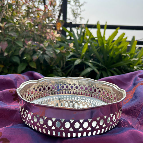 Round Dish Tray