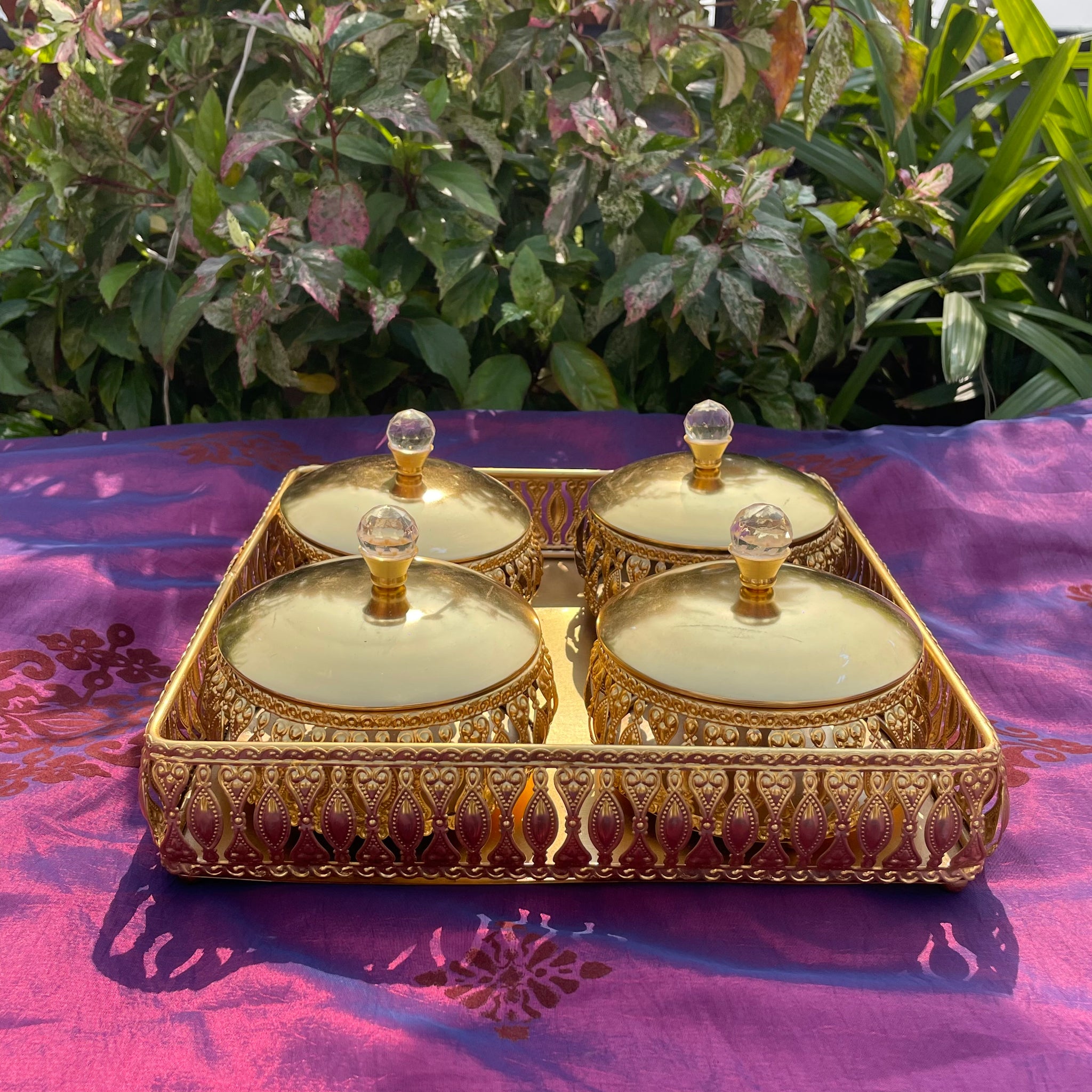 Tray with Four Sugar Pots (N)