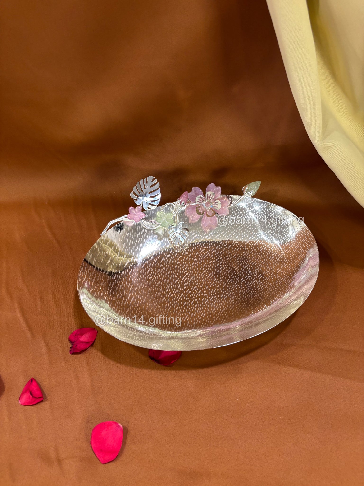 Oval Flower Motif Platter