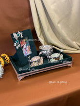 Green Velvet Photoframe