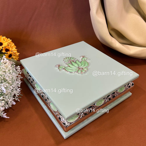 Enamel Classic Square Dry Fruit Box