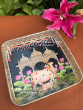 Govardhan Square Tray