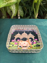 Govardhan Square Tray