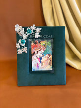 Green Velvet Photoframe