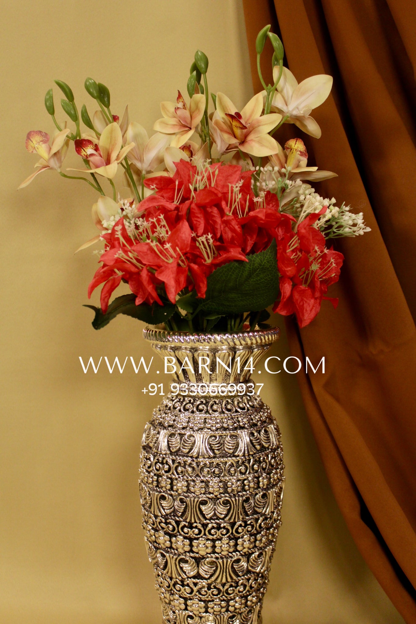 Pure Silver Floral Vase – Rose Quartz Edition