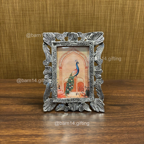 Classic Border Photoframe