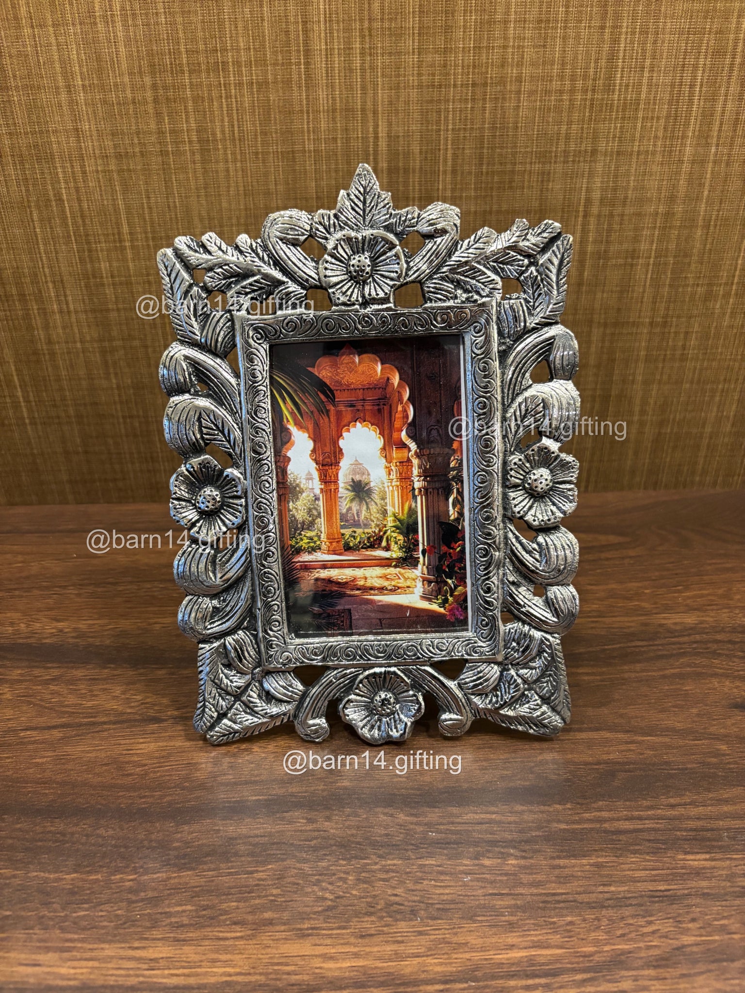 Floral Touch Photoframe