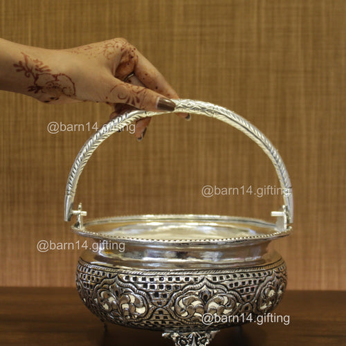 Royal Handle Basket