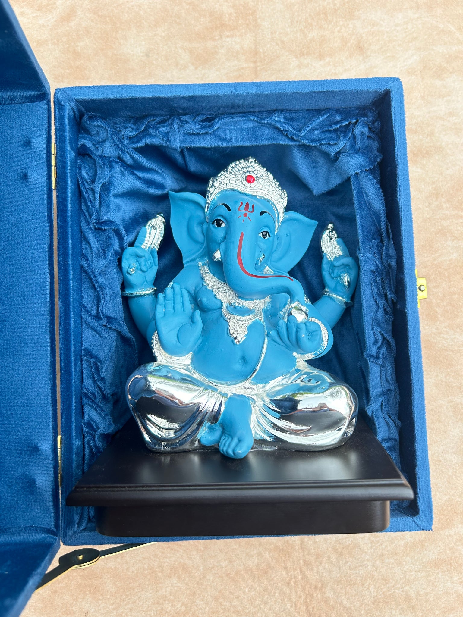 Neel Ganesha Idol