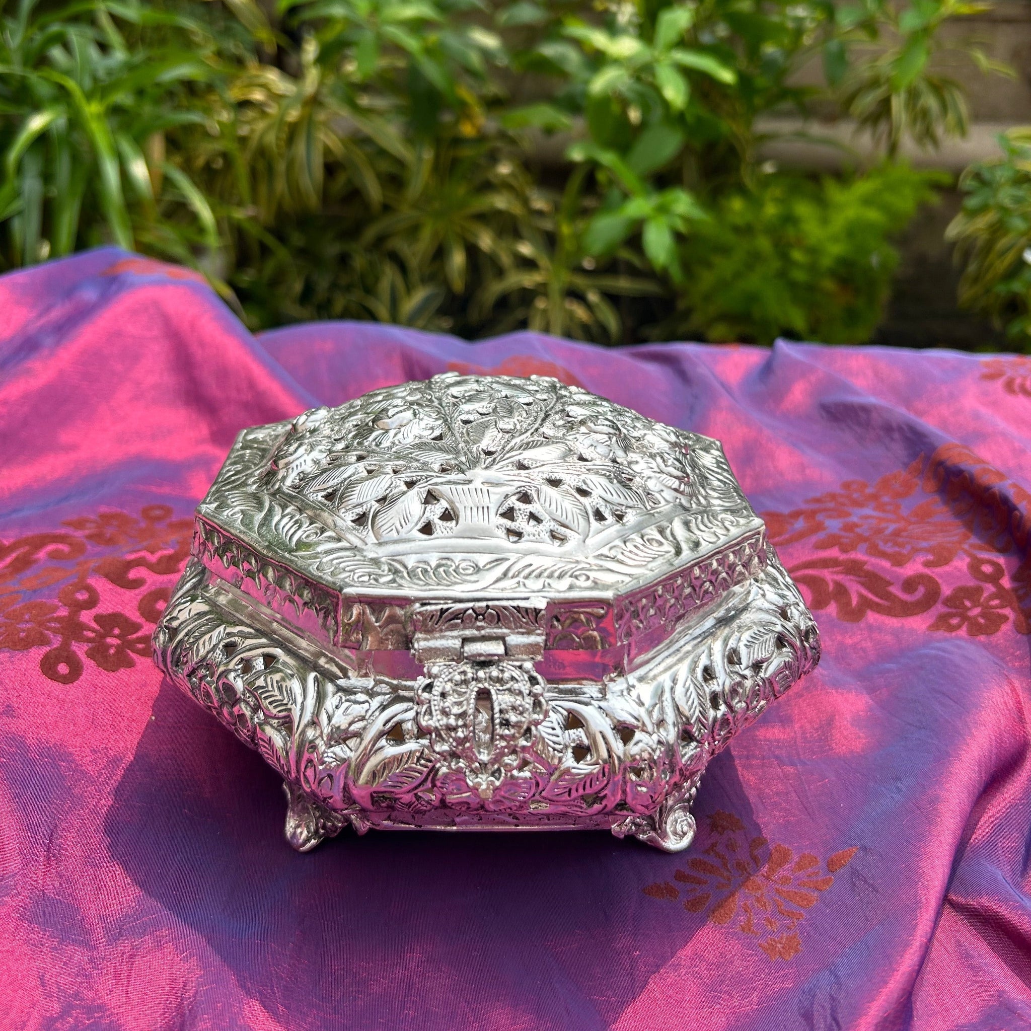 German Silver Dry Fruit Box- Hexagon