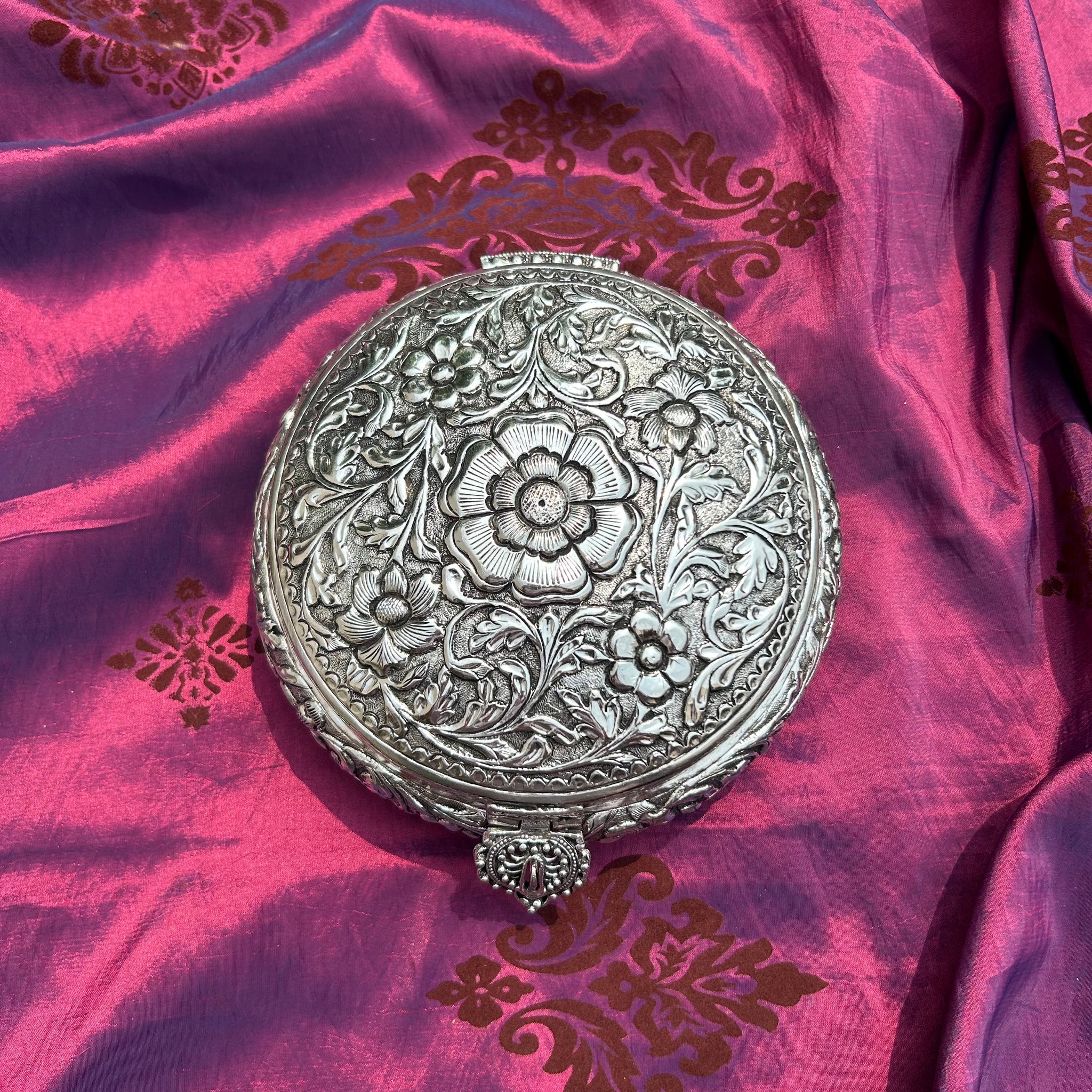 Fine Carved Dry Fruit Box- Round