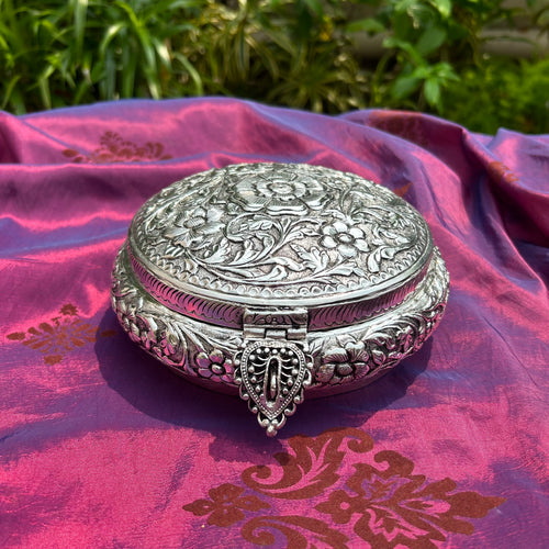 Fine Carved Dry Fruit Box- Round