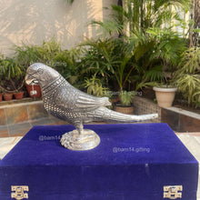 Elegant parrot statue with antique silver look, velvet box packaging, ideal for home décor, spiritual blessings, and premium corporate gifting.