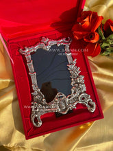 premium look silver plated photo frame for wedding return gifts