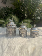 Flower Design Peacock Jar