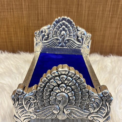 Pure Silver Ladoo Gopal Bed