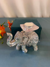 Rose quartz gajdeep packed in teal velvet box for gifting