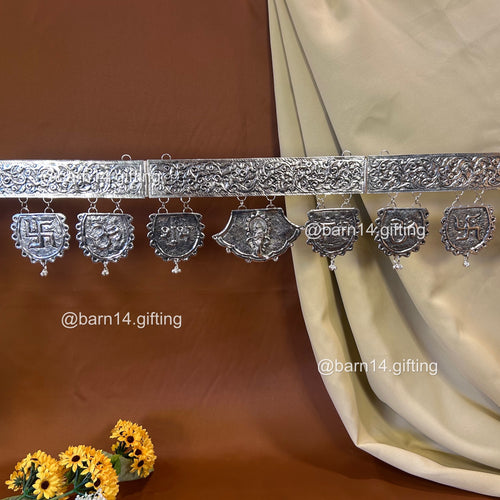 Silver-polished Sarwamangal Bandhanwar with Shubh Laabh, Om, Swastik, and Ganesha motifs, auspicious toran for home entrance, ideal for Diwali, weddings, and housewarmings.