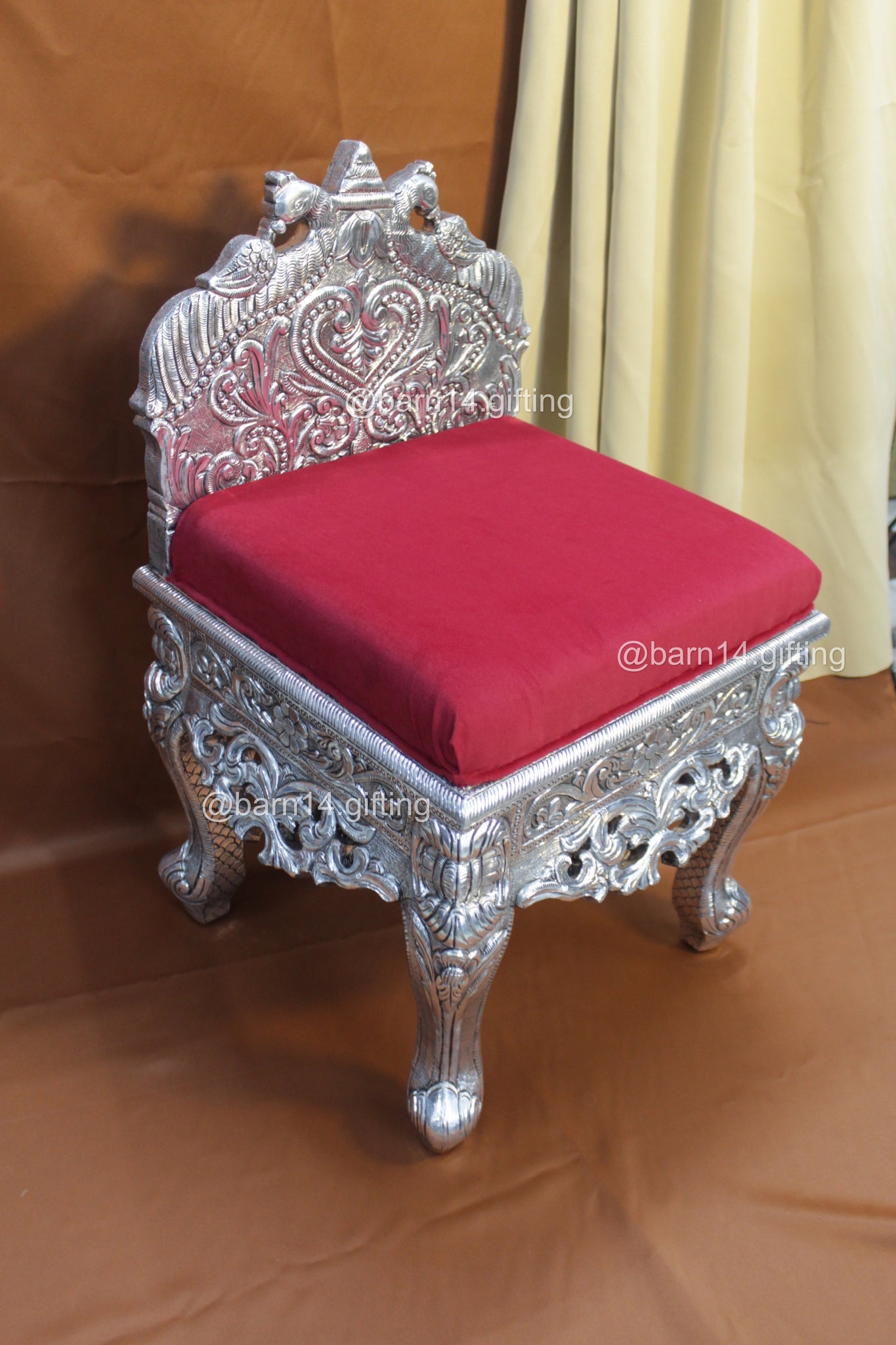 Elegant silver carved chair with intricate detailing and velvet seat, perfect for weddings, gatherings, and royal interiors.