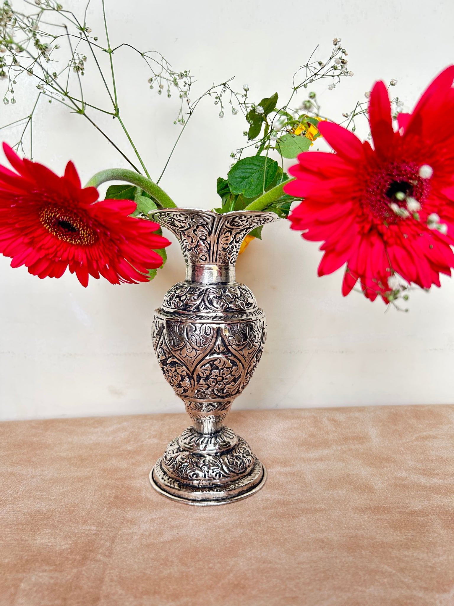 Fine Carved Flower Vase