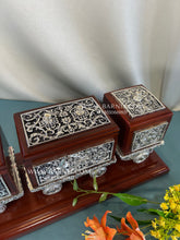 Premium handcrafted silver train décor crafted in 999 pure silver.