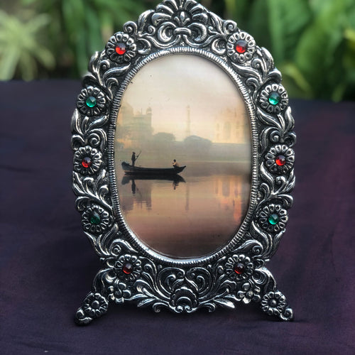 Oval Photoframe